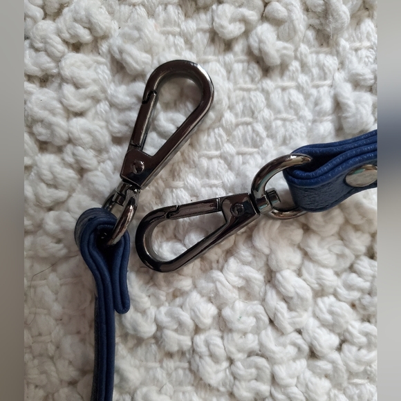 Charming Charlie Crossbody Bag - Picture 5 of 9